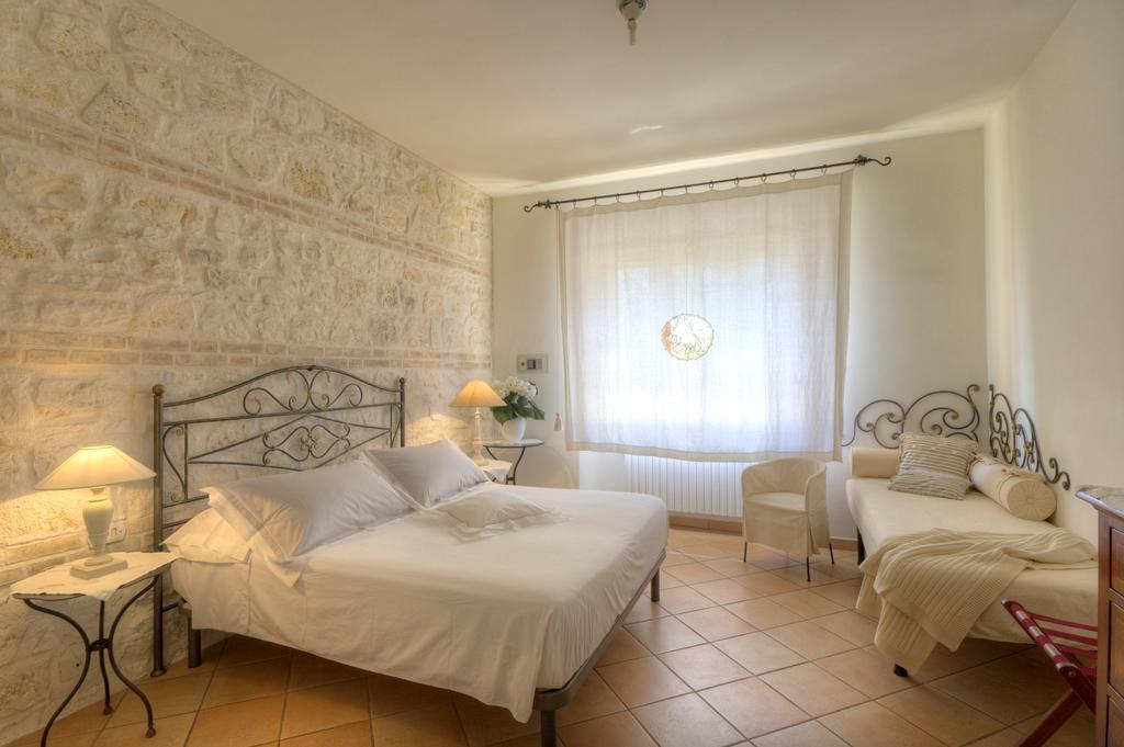 סירולו Guest House Villa Eva מראה חיצוני תמונה
