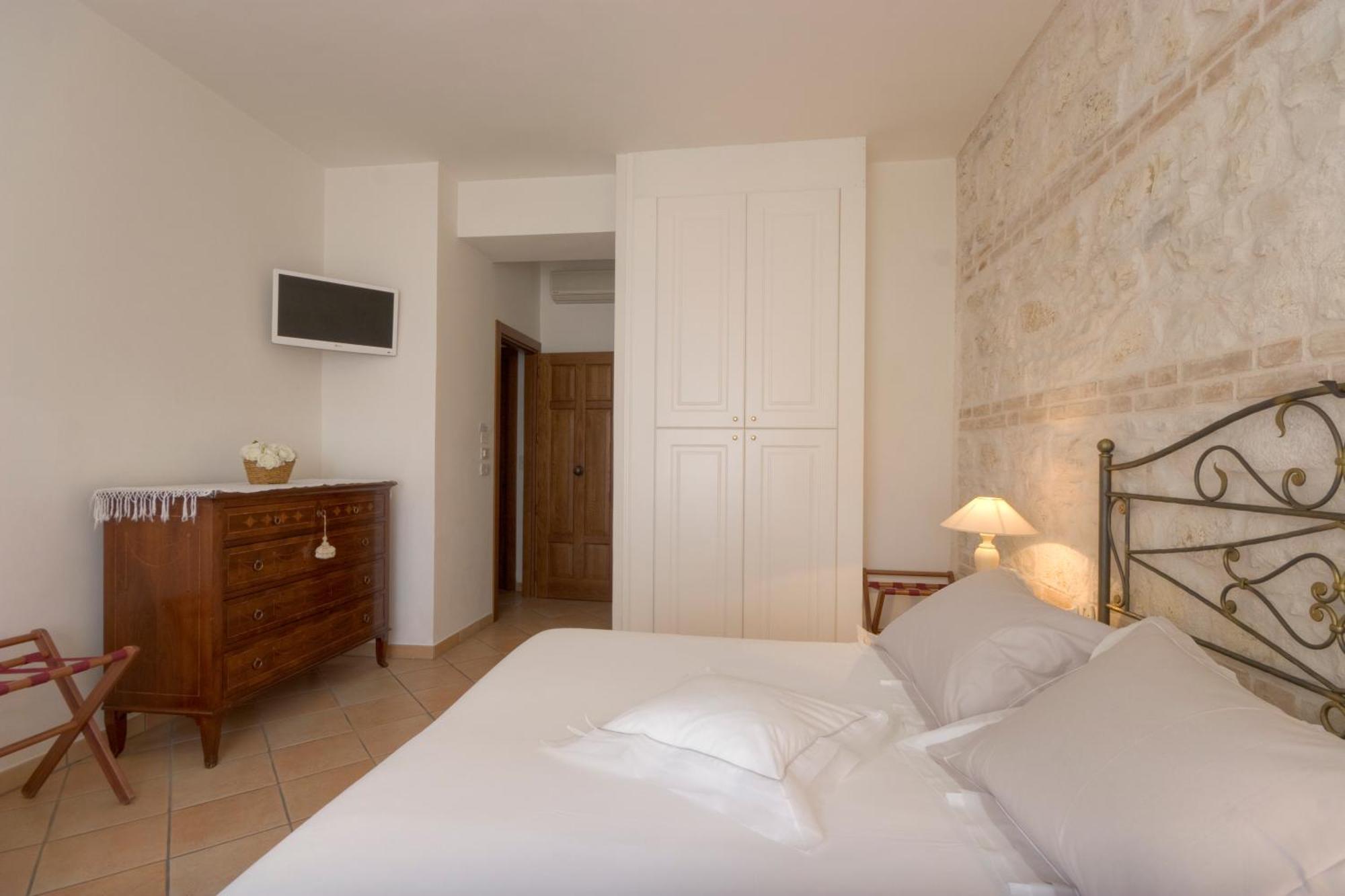סירולו Guest House Villa Eva מראה חיצוני תמונה